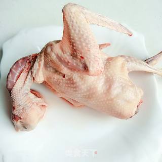 煲鸽子汤的做法步骤：1
