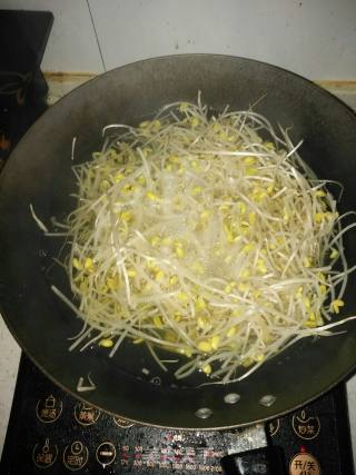 青菜豆芽豆腐煲的做法步骤：7