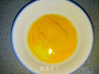 蒜苔榨菜炒鸡蛋的做法步骤：4