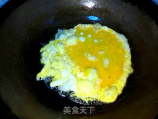 蒜苔榨菜炒鸡蛋的做法步骤：5