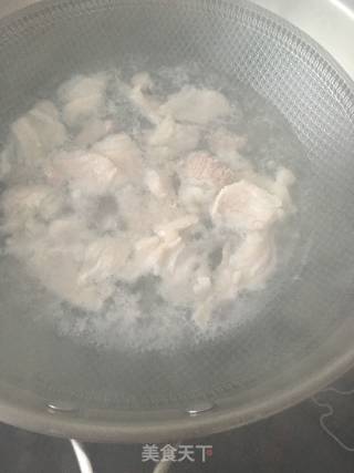 猪肉白菜炖豆腐的做法步骤：3