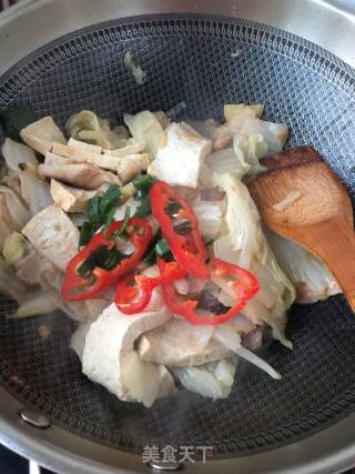 猪肉白菜炖豆腐的做法步骤：20