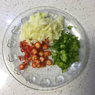 韭菜炒鸡血的做法步骤：5