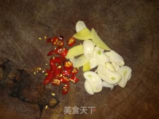 酸辣黄瓜条的做法步骤：2