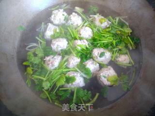 #润燥好汤水#  鲅鱼丸子汤的做法步骤：10