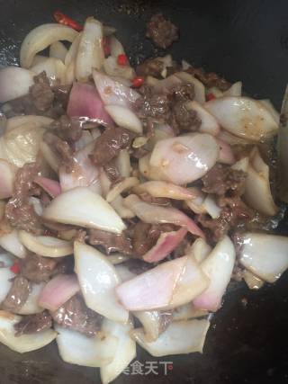 洋葱炒牛肉的做法步骤：8