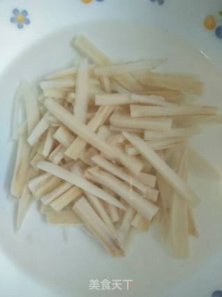 黄豆芽炒莲藕的做法步骤：6