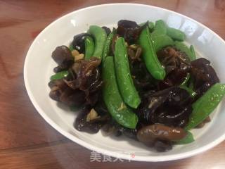 甜豆炒黑木耳的做法步骤：7