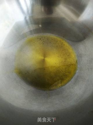 自制鸡蛋柿子打卤面的做法步骤：2