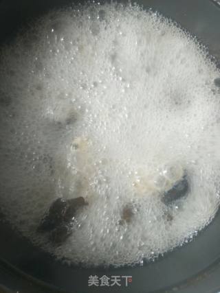 黄瓜鱼丸汤的做法步骤：4