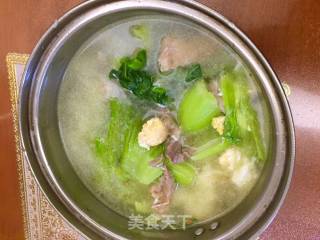 芥菜咸蛋滚肉片汤的做法步骤：8