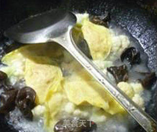 黑木耳蛋饺花菜的做法步骤：6