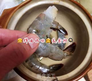 祥瑞妈咪美食控：祥瑞宝贝的餐桌之海选烩菜花的做法步骤：2