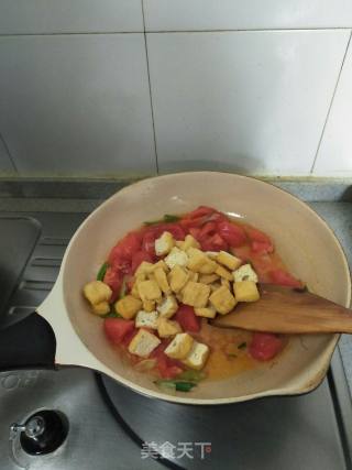 豆腐泡炒卷心菜的做法步骤：10