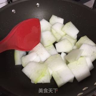 冬瓜瘦肉汤的做法步骤：3