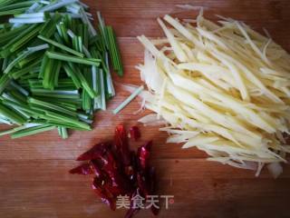 树椒土豆丝的做法步骤：2