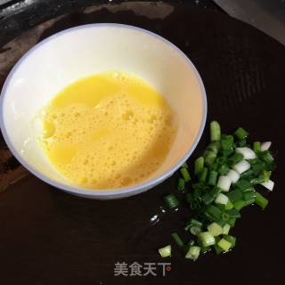 紫菜鸡蛋汤的做法步骤：2