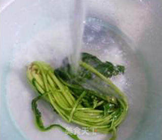 雪菜炒鹅胗的做法步骤：3