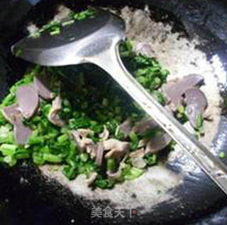 雪菜炒鹅胗的做法步骤：9