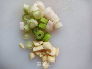 红烧鸡腿鸡爪的做法步骤：3