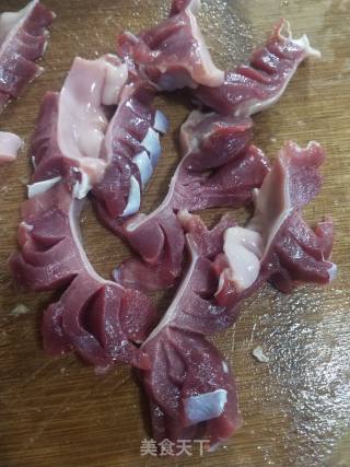 鹅肾煲????的做法步骤：2
