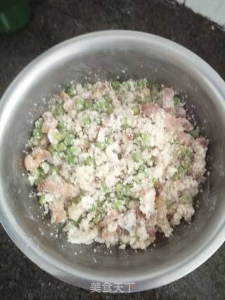 米面子蒸腊肉的做法步骤：4