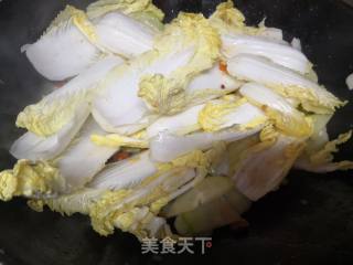 佛手瓜炒大白菜的做法步骤：2