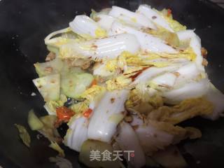 佛手瓜炒大白菜的做法步骤：3