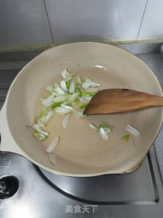 香菇炒油菜的做法步骤：6