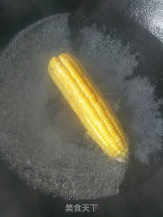 蒲公英拌玉米粒的做法步骤：3