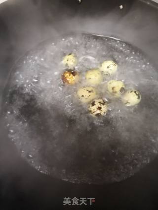 桂圆鹌鹑蛋红糖姜茶的做法步骤：1