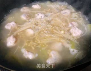 虾滑冬瓜针菇汤的做法步骤：6