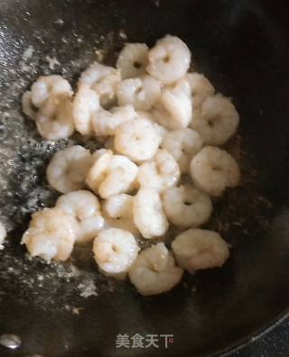 腰果虾仁的做法步骤：6