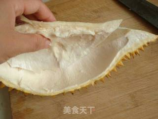 榴莲壳炖鸡的做法步骤：1