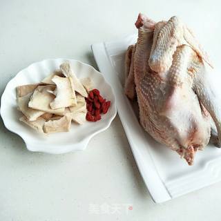 榴莲壳炖鸡的做法步骤：3