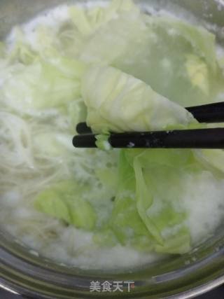 卷心菜鸡蛋面的做法步骤：4