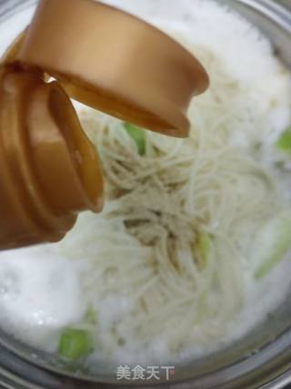 卷心菜鸡蛋面的做法步骤：7