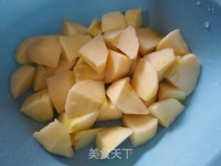煮苹果的做法步骤：2