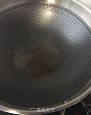 海参苦菊煎蛋的做法步骤：5