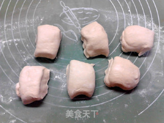 蘑菇肉馅包子的做法步骤：7