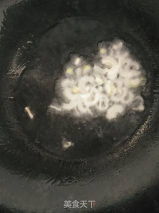 尖椒豆皮的做法步骤：4