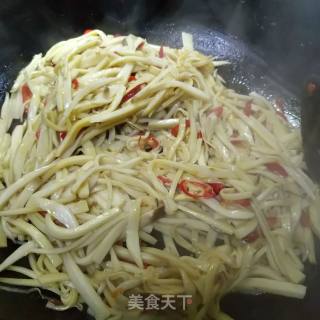炒杏鲍菇的做法步骤：5