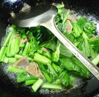 牛肉丸鲜蘑菇油菜蕻的做法步骤：10