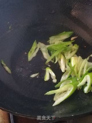 莲藕圆白菜的做法步骤：2