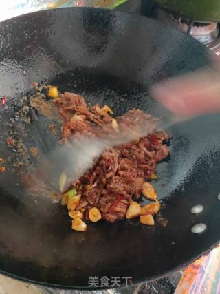 鱼香肉丝(牛肉版)的做法步骤：6
