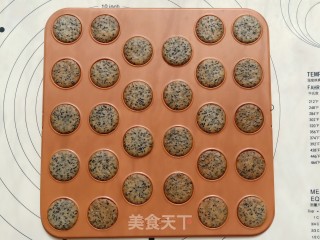 黑芝麻薄脆的做法步骤：6