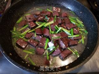 沙姜韭菜浸猪红的做法步骤：10