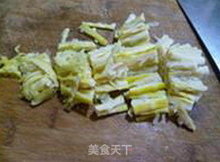 家常瘦肉丝炒羊尾笋的做法步骤：6