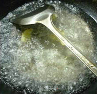 大蒜腐竹炒乌贼的做法步骤：10