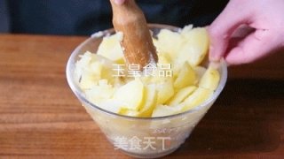 葱香小土豆的做法步骤：4